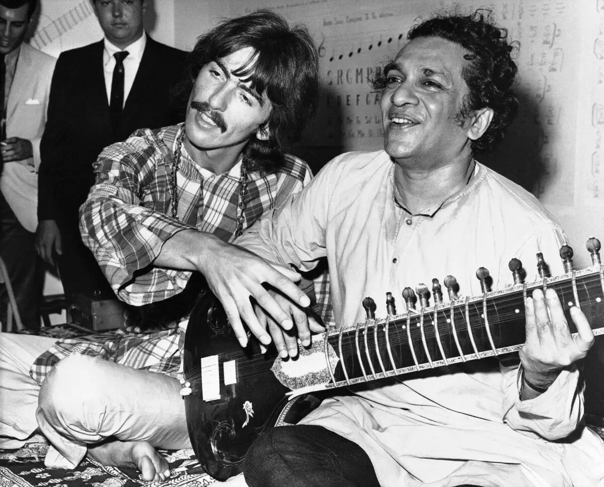 Faras mugdi ah (1974) - George Harrison - Dhamaan waxa ku saabsan album ... 12549_3