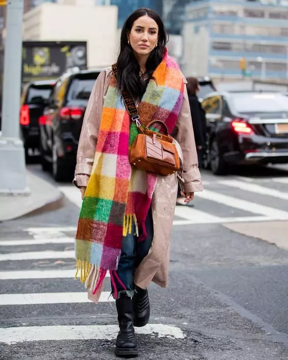 15 ideeën stijlvol het dragen van een sjaal dit seizoen 12609_7