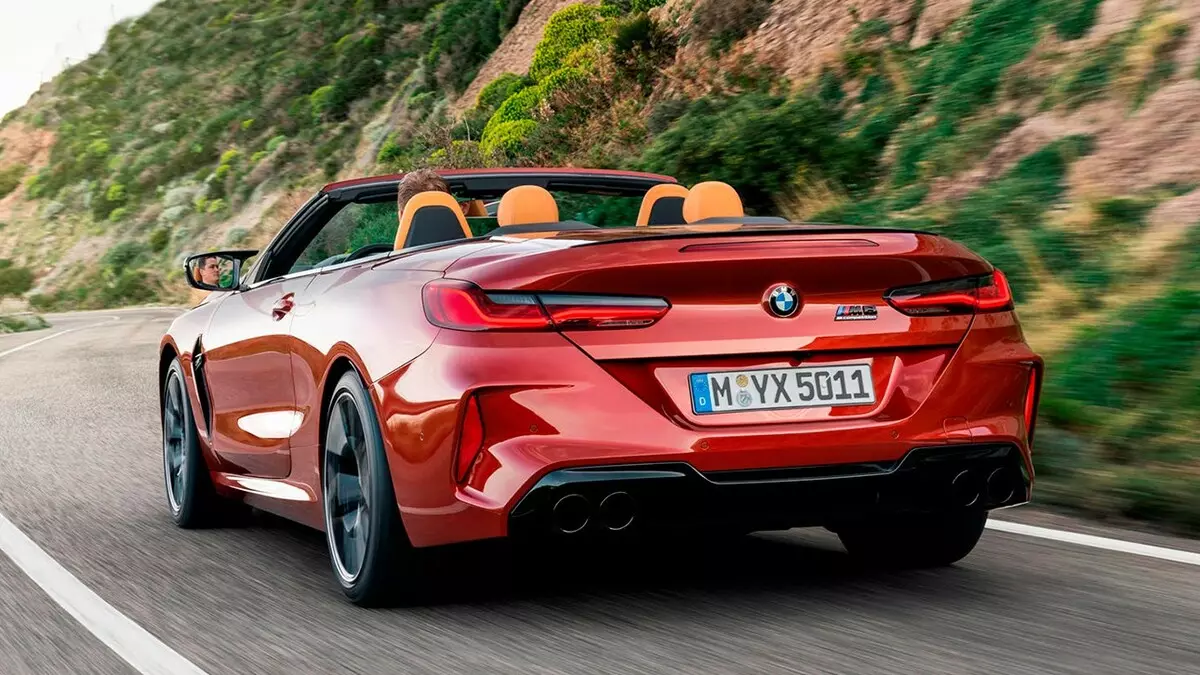 Coupé e convertibile BMW M8 tornerà al mercato nel 2022 1366_4