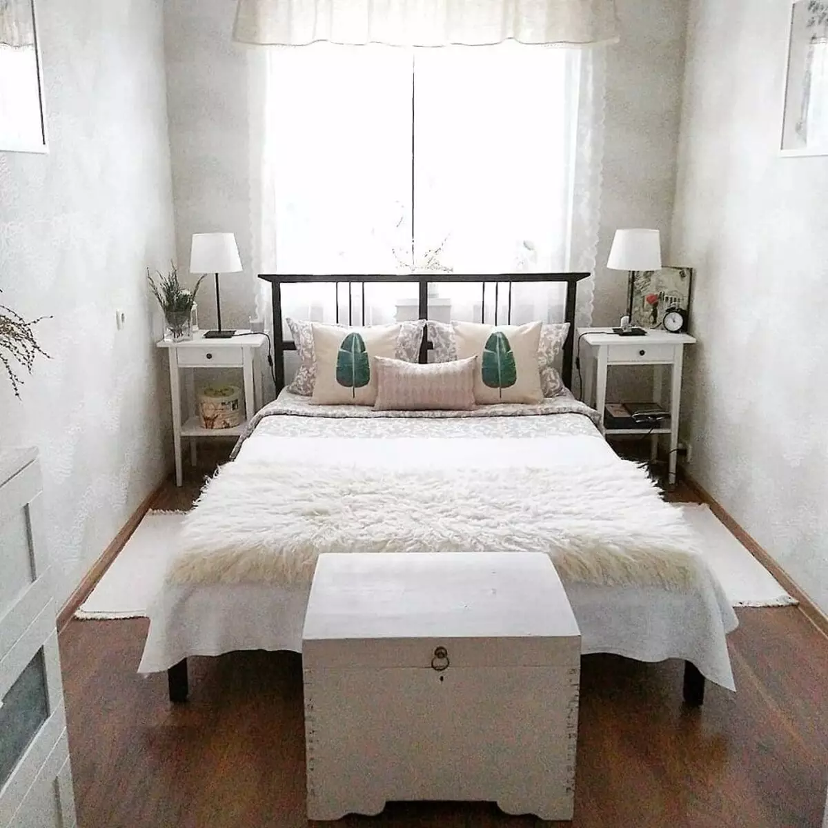 Come organizzare una camera da letto molto piccola: 8 consigli e opinioni del designer 14166_3