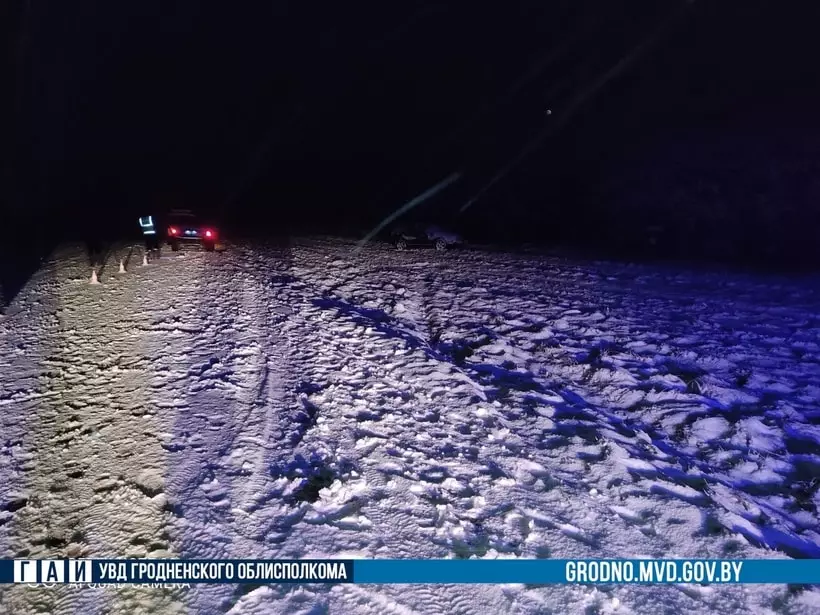 Sterfelijk ongeval op een met sneeuw bedekt spoor. Wat keken de wegen in de regio's? 14446_6