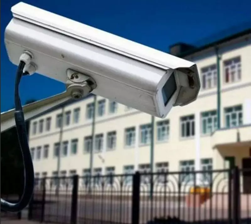 Les càmeres intel·ligents seguiran els escolars russos 14766_3