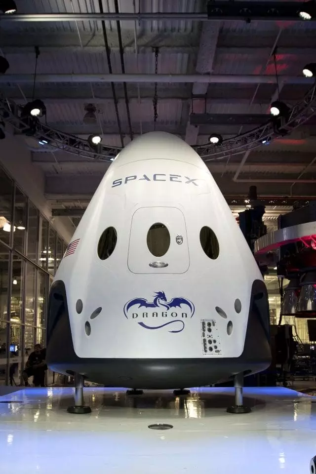 SpaceX dê ji bo Hêza Hêza Hewayî ya Amerîkî Tilên Germên Germê Pêşde Bikin 14824_8