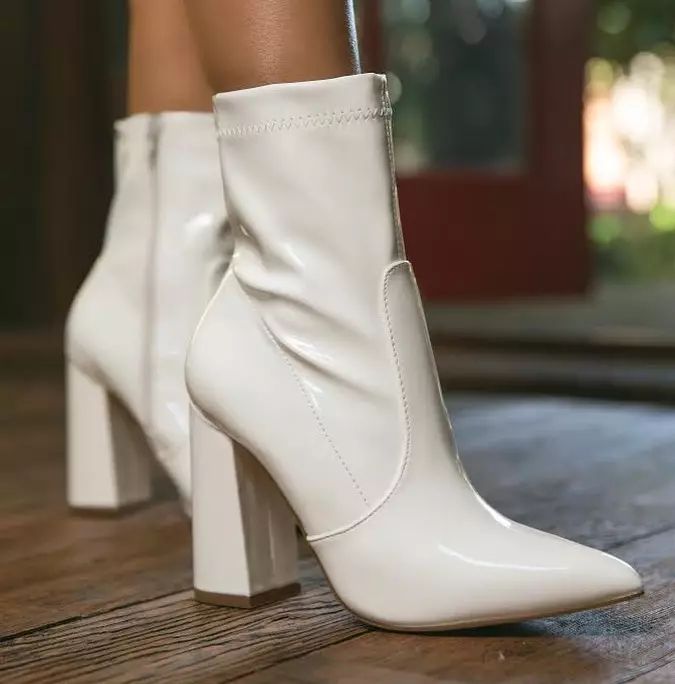 Fashionable Women's Boots 2021 on Elegant Heel 14893_7