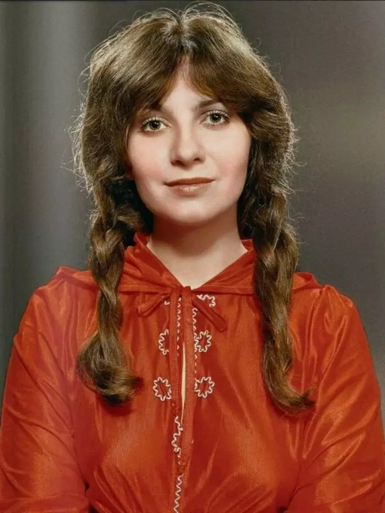 USSR ၏အဆိုတော်များ။ ထိပ်တန်း 20 ။ အကောင်းဆုံးအမျိုးသမီးအသံ (ဒုတိယအပိုင်း) 15014_10