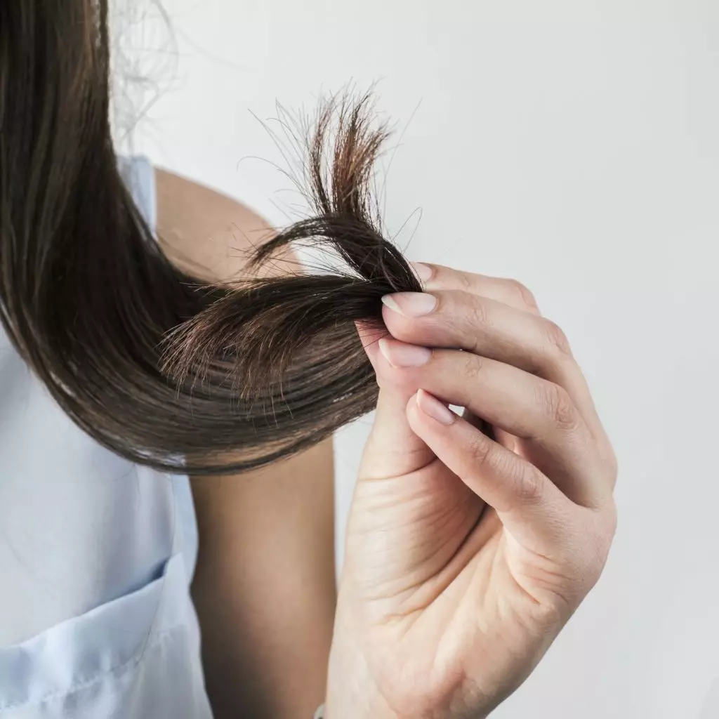 Candak Catatan: Tip Kaéndahan Brazilian pikeun rambut 15456_5