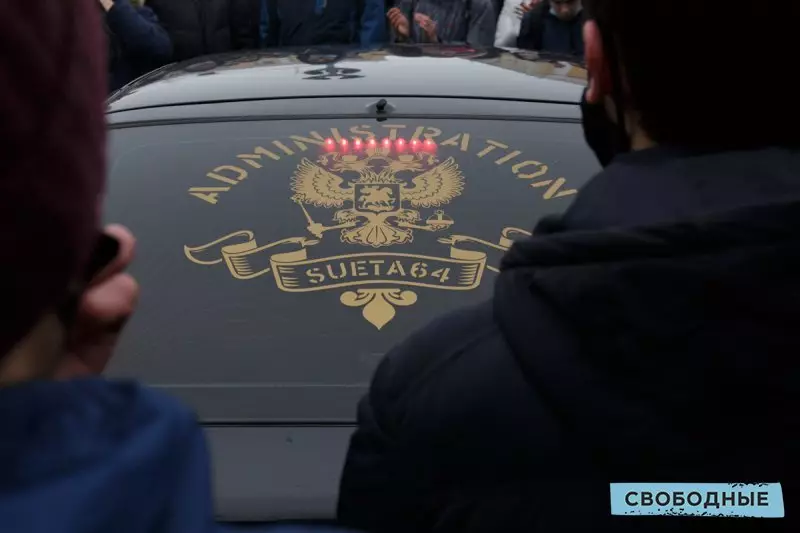 Betinget lugt af frihed. Foto rapport om, hvordan to tusind Saratov beboere gik ud for at støtte Navalny 16424_26