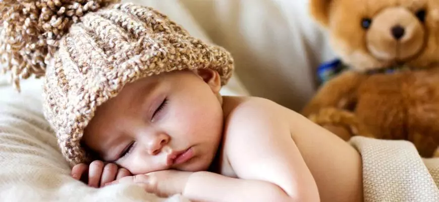 Orsaker till dålig sömn i ett barn 16794_1