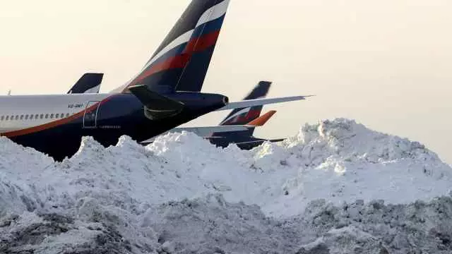 Penerbangan Rusia pada tahun 2020: Keputusan Pendaratan 17279_1