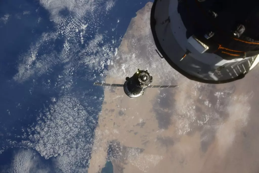 שיא מוחלט: Soyuz-MS הספינה רוצה לשלוח את ISS ב Simpex 17512_2