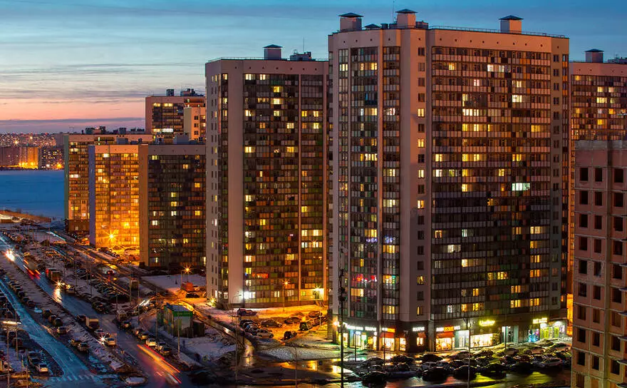 Aften Novostroy.su: Lejligheder er steget næsten en million, efterspørgslen efter boliger falder ikke, den mest 