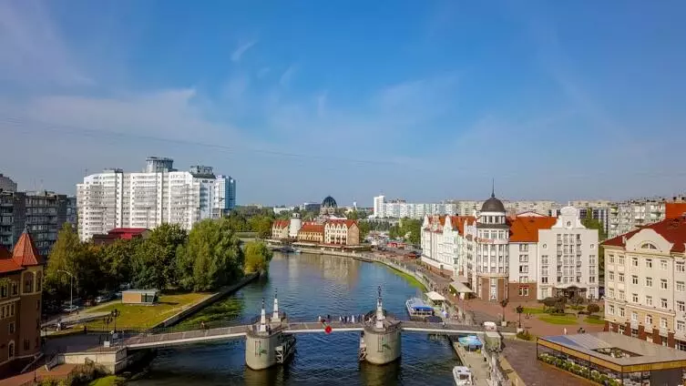 Các thành phố của Nga: Kaliningrad tốt là gì? Đi bộ và bảo tàng