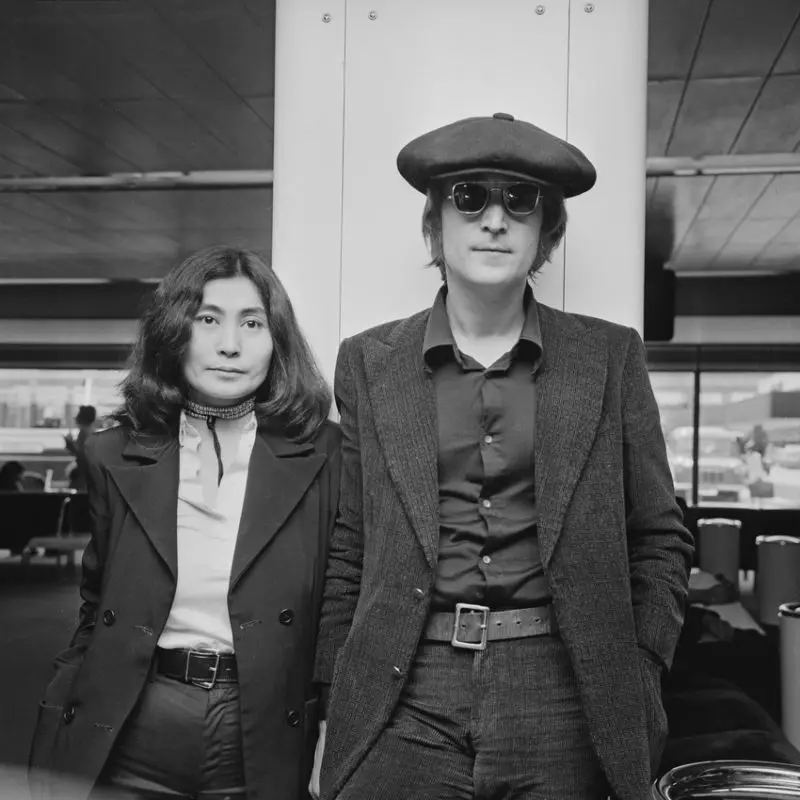 تاریخ عشق Yoko آن و جان لنون در عکس 1873_13