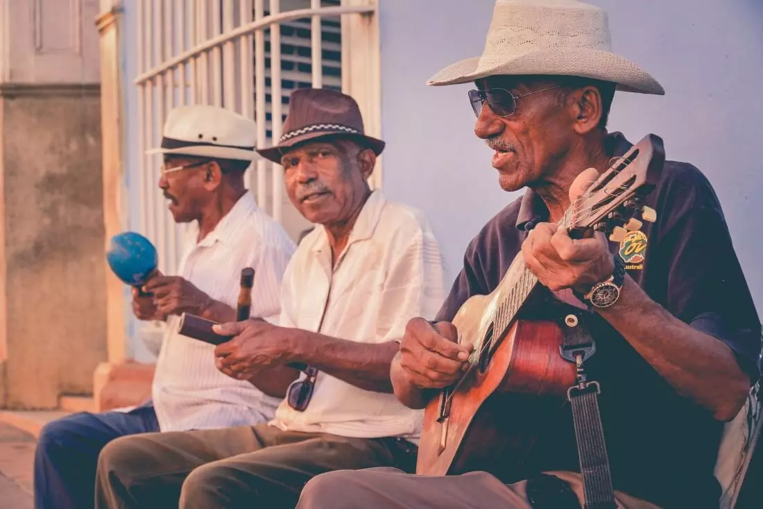 الكوبيون - الناس المشرق في جزيرة الحرية 18806_5