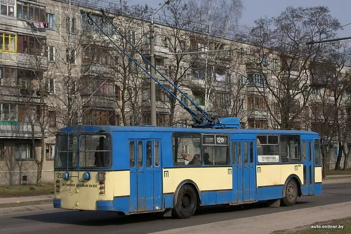 Klassinen johdot. Muistamme ZIU: n Minsk Trolley -bussit ja heidän 