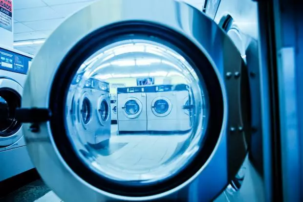 7 ցան սովորույթներ, որոնք վնասում են լվացքի մեքենայի կարգավիճակի եւ կատարողականին 20513_1