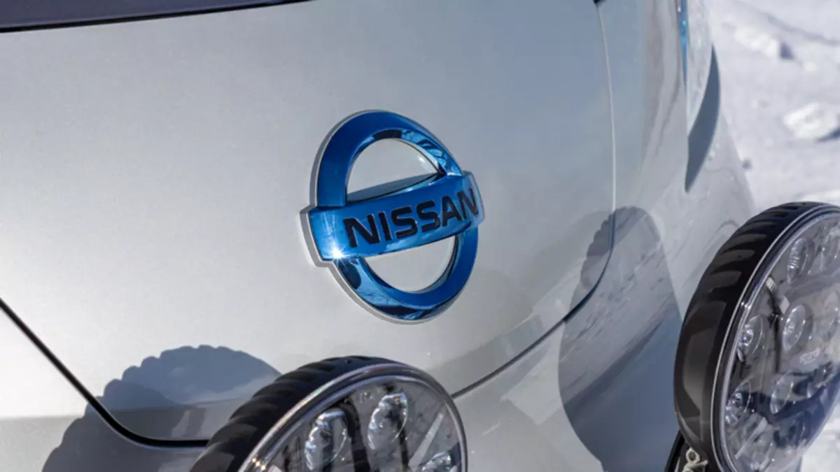 Кампанія Nissan прадставіла зімовы кемпер на базе e-NV200 20675_4