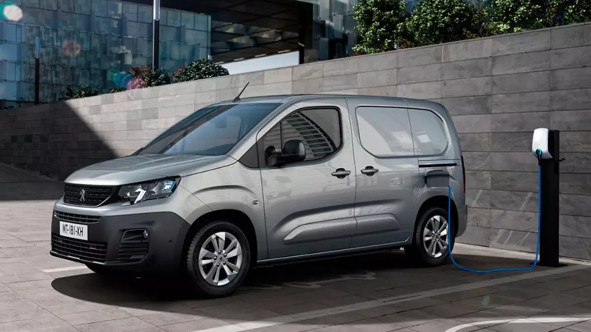 Gipaila ni Peugeot ang usa ka electric van e-partner 2179_2