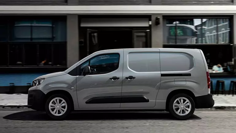 Peugeot wprowadził elektryczny van E-Partner 2179_3