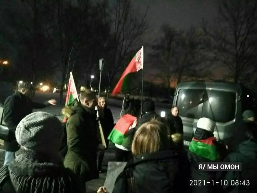 الأحد في مينسك: تيخانوفسكايا حول الدستور الجديد، رالي في الدعم العام 21805_3