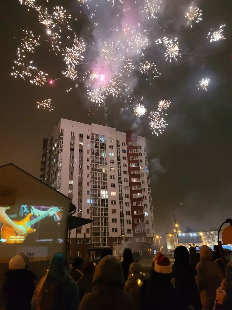 2021! Chronicle de la veille du nouvel an et des nuits à Minsk 21920_7