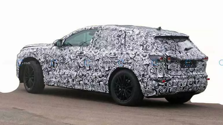 Audi begon de elektryske Crossover Q5 E-Tron 2023 te testen 22202_2