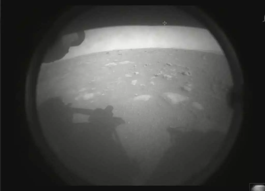 Η επιμονή και η ηλεκτρική εφευρετικότητα του ελικοπτέου έκανε μια επιτυχημένη προσγείωση στον Άρη 2537_4