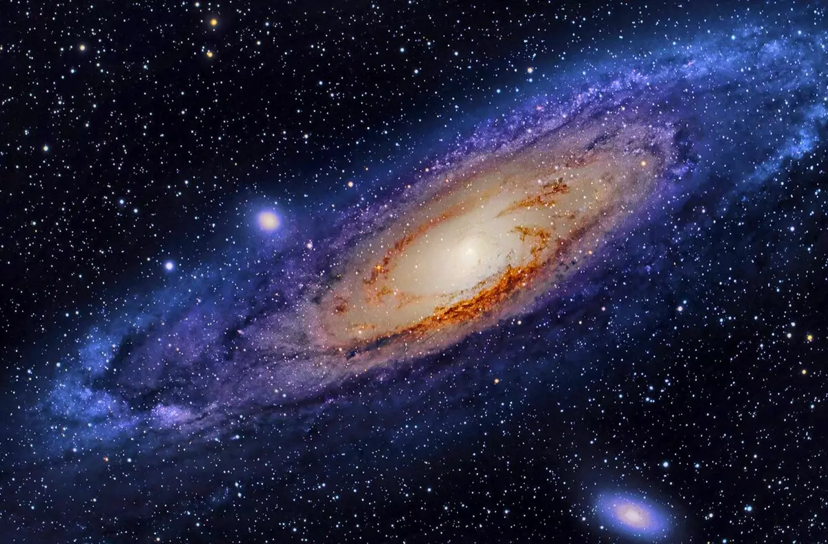 Как астрономите определят разстоянието до звезди и галактики? 3927_1