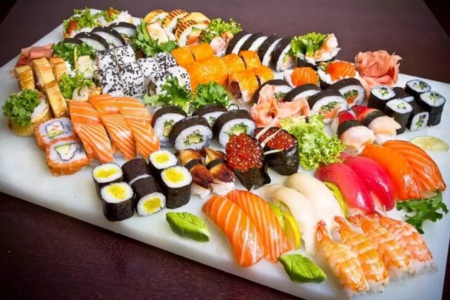 Vorteile von Sushi-Sets und beliebten Kombinationen 3951_1