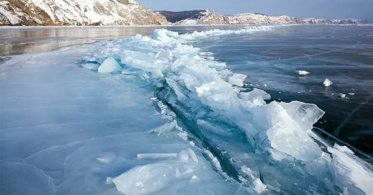 Loda apie Baikal lieka nepatikimi dėl atšilimo ir sunkių sniego 4128_1