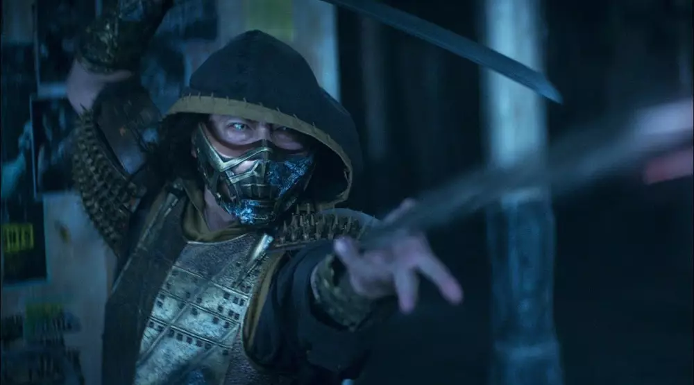 Комбат Комбат жанкүйерлерінің Mortal Kombat Trailer-дегі Жанармай өндірушіні көзіне жас алды
