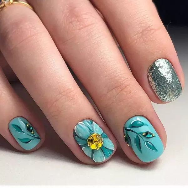 Turquoise manicure with design. 4256_7