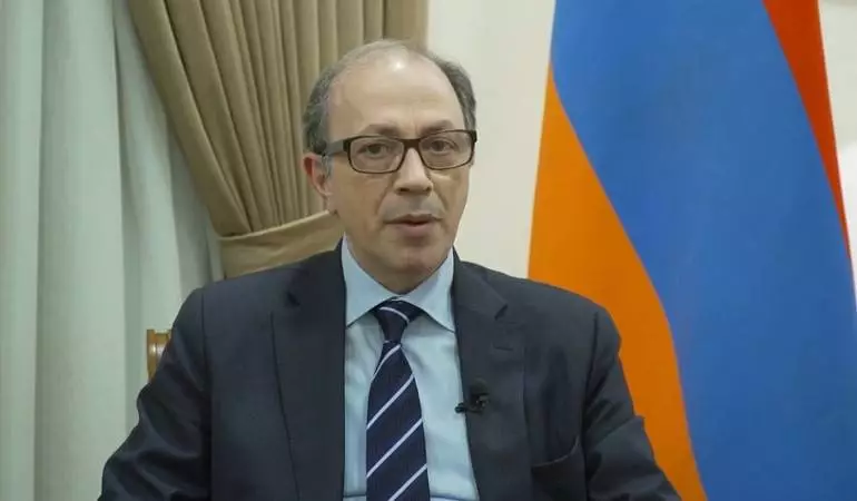 Ara Ayvazyan sprak met de video ter gelegenheid van de 20e verjaardag van het Armeense lidmaatschap in
