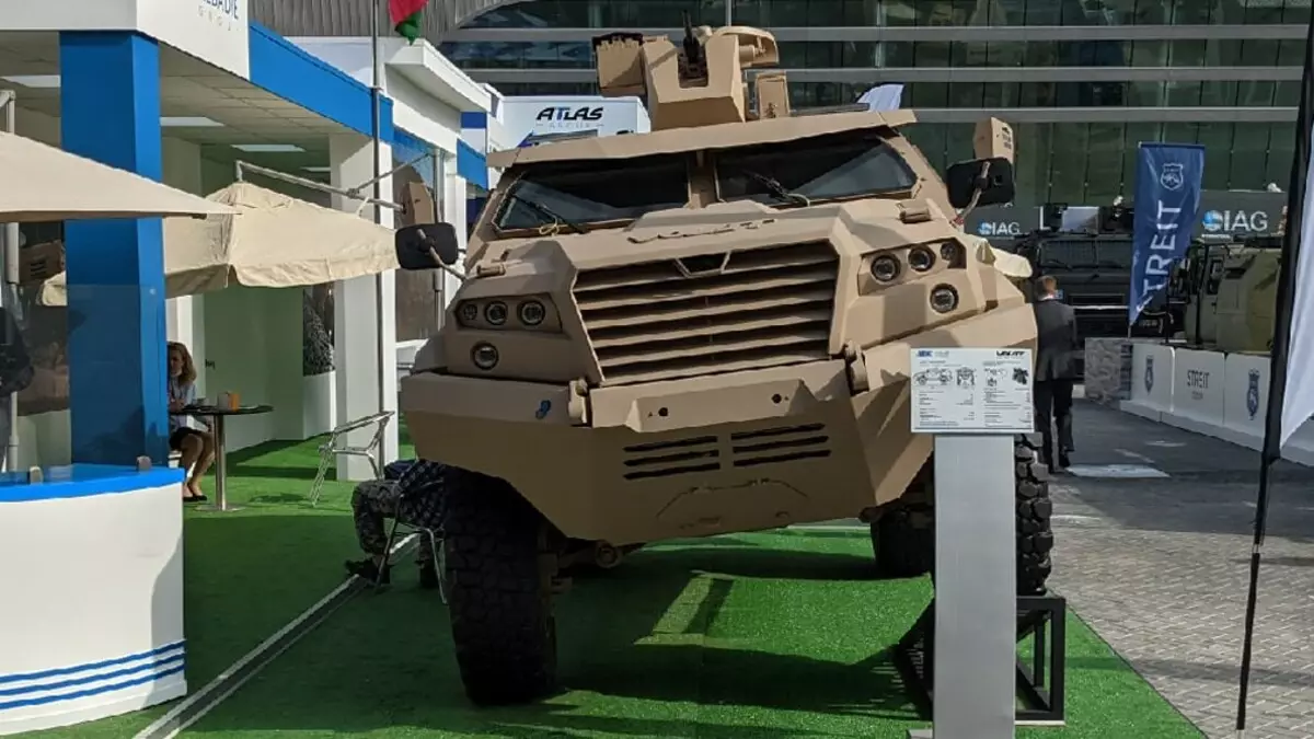 Բելառուսի Վոլաթը ցույց տվեց նոր զրահապատ մեքենա MZKT-490101 միջոցառմանը IDEX-2021 միջոցառմանը 5098_1
