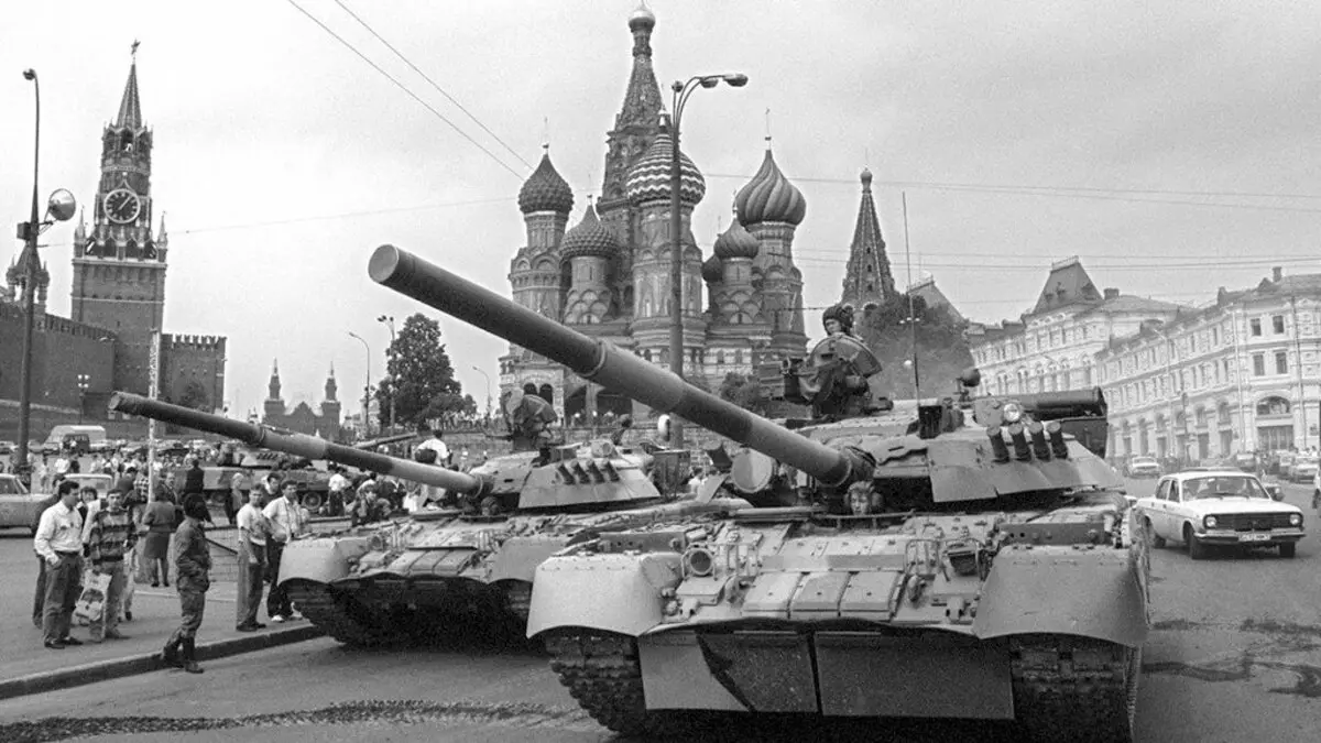 היסטוריה של החיים ומלחמת שר הביטחון האחרון של ברית המועצות, המרשל היחיד של ברית המועצות ג'אזובה 5392_4