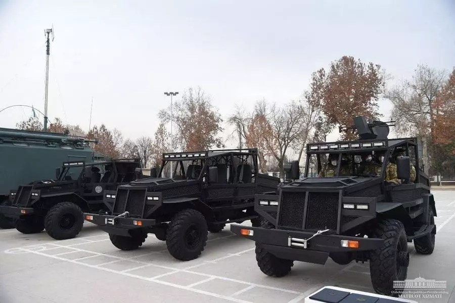 In Uzbekistan, inizierà a produrre la propria attrezzatura militare: guarda i primi campioni 5931_2