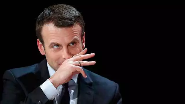 Emmanuel Macron: Takardun na zamantakewa - 