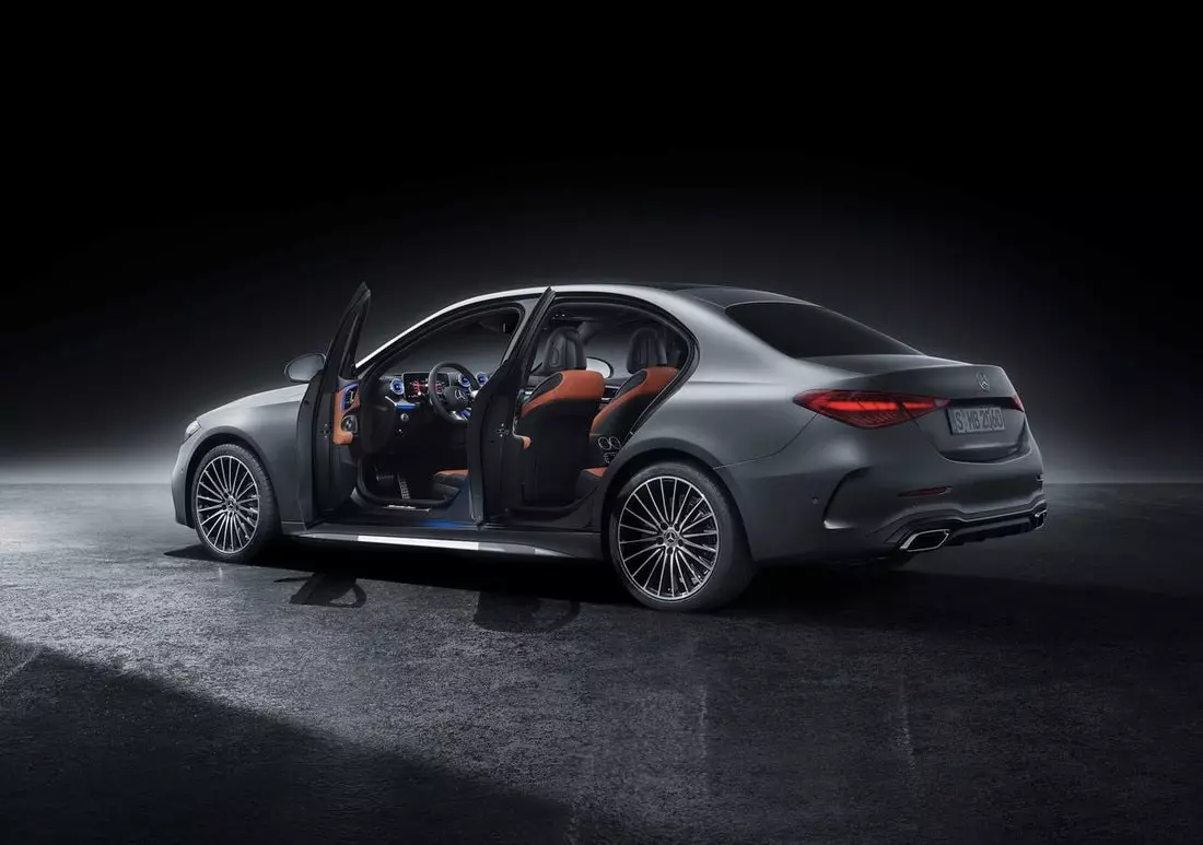 Passerade online-presentationen av Mercedes C-klass av den nya generationen 6908_7