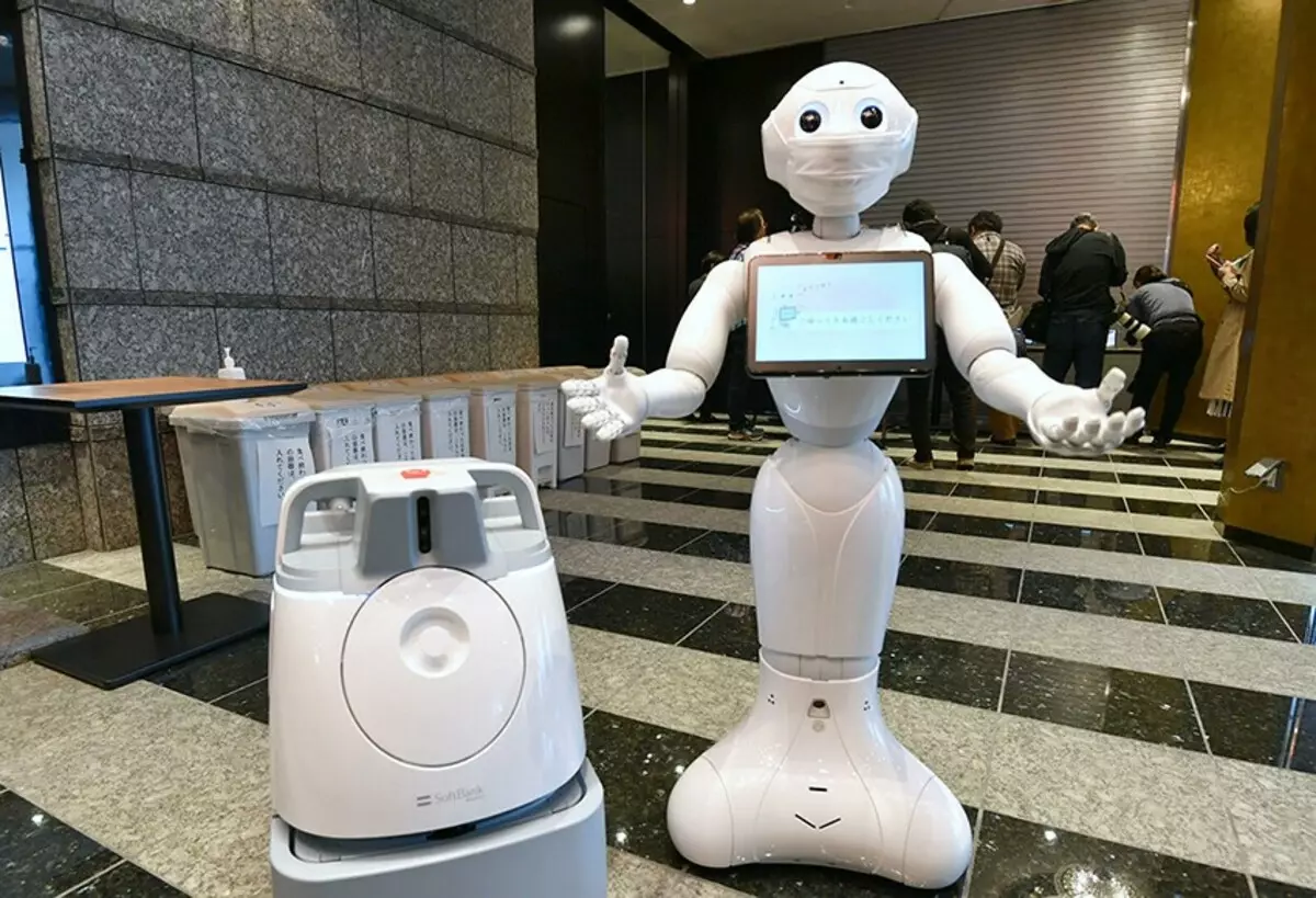 # Travel Business: Robot Delifer, final do 