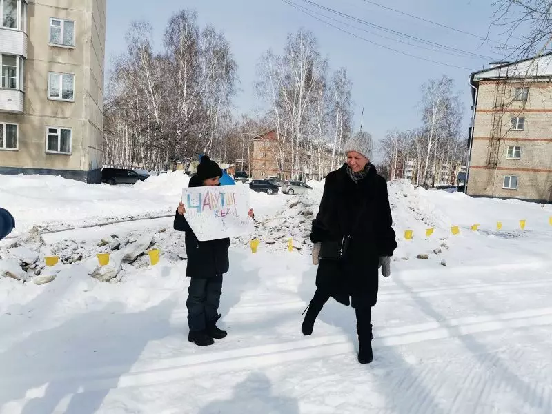 Auf dem Skirelais zu Ehren des Helden Russlands zeigten junge Passpashinten den Willen zum Sieg 8657_12