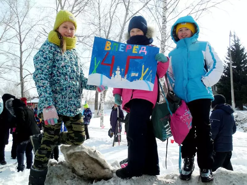 På ski relæet til ære for Ruslands helt, viste unge Passhins viljen til Victory 8657_2