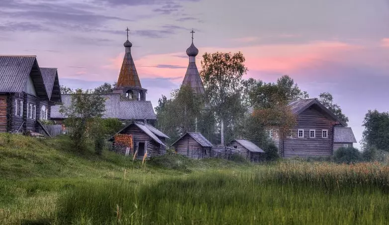 Det är värt att se: de mest pittoreska byarna i Ryssland