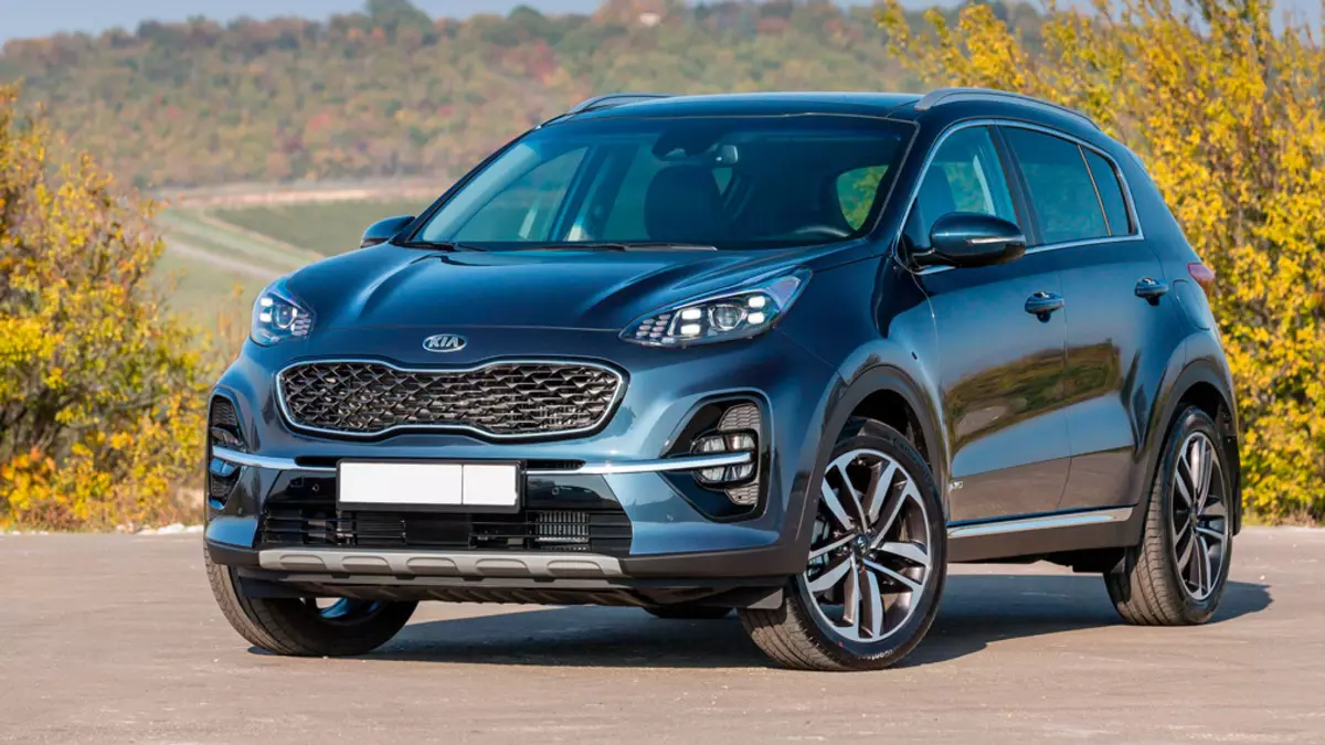 Compiled up the top 10 most affordable medium-sized crossovers in Russia
