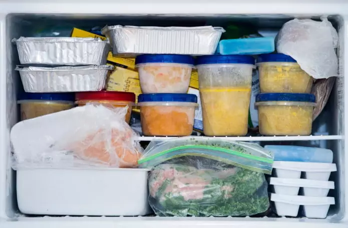 ¿Cómo deshacerse del desorden en el refrigerador? - 10 formas simples 9048_9