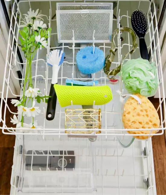 Hádáme se, nevěděli jste: 26 věcí, které mohou být umyty v myčce 9070_2