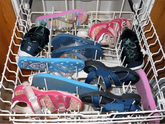 Tvrdíme, nevedeli ste: 26 vecí, ktoré možno umyť v umývačke riadu 9070_8