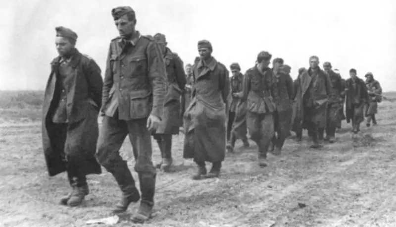 Vetëm robër rus: Pse gjermanët kishin aq frikë prej tij në vitin 1941? 9416_1